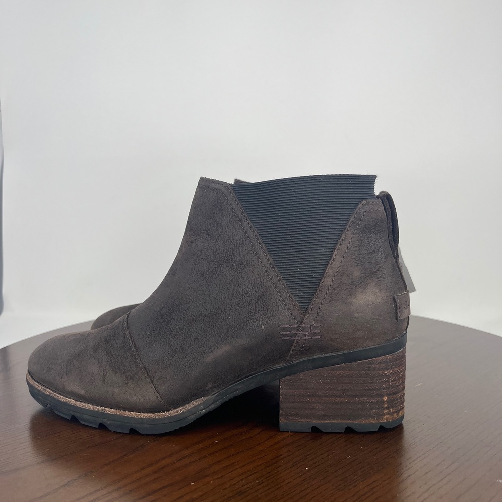 Sorel‎ Cate Chelsea Boots Women's 9.5  Brown Leather Waterproof Ankle NL3712-205